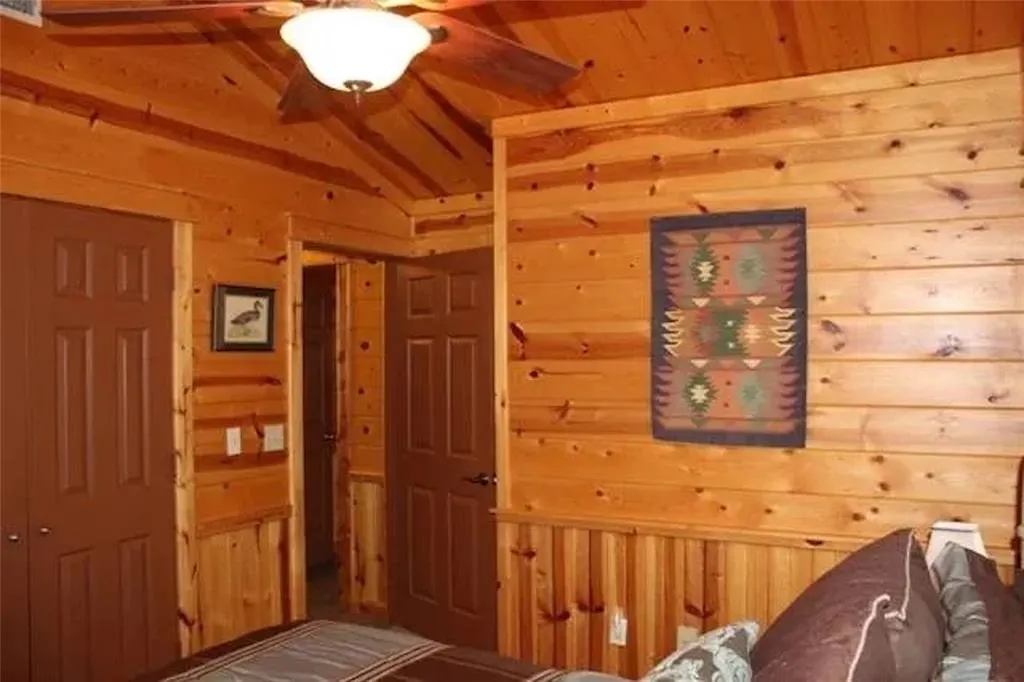 Photo 12 — 324 Lucian Sorrel Road, Broken Bow, OK 74728