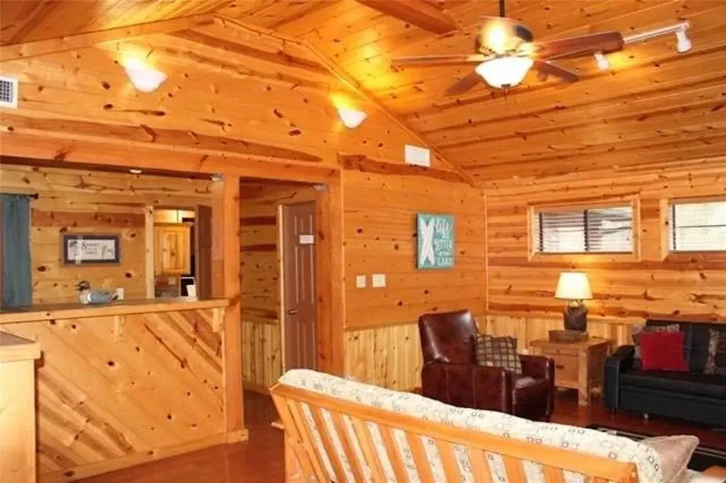 Photo 15 — 324 Lucian Sorrel Road, Broken Bow, OK 74728