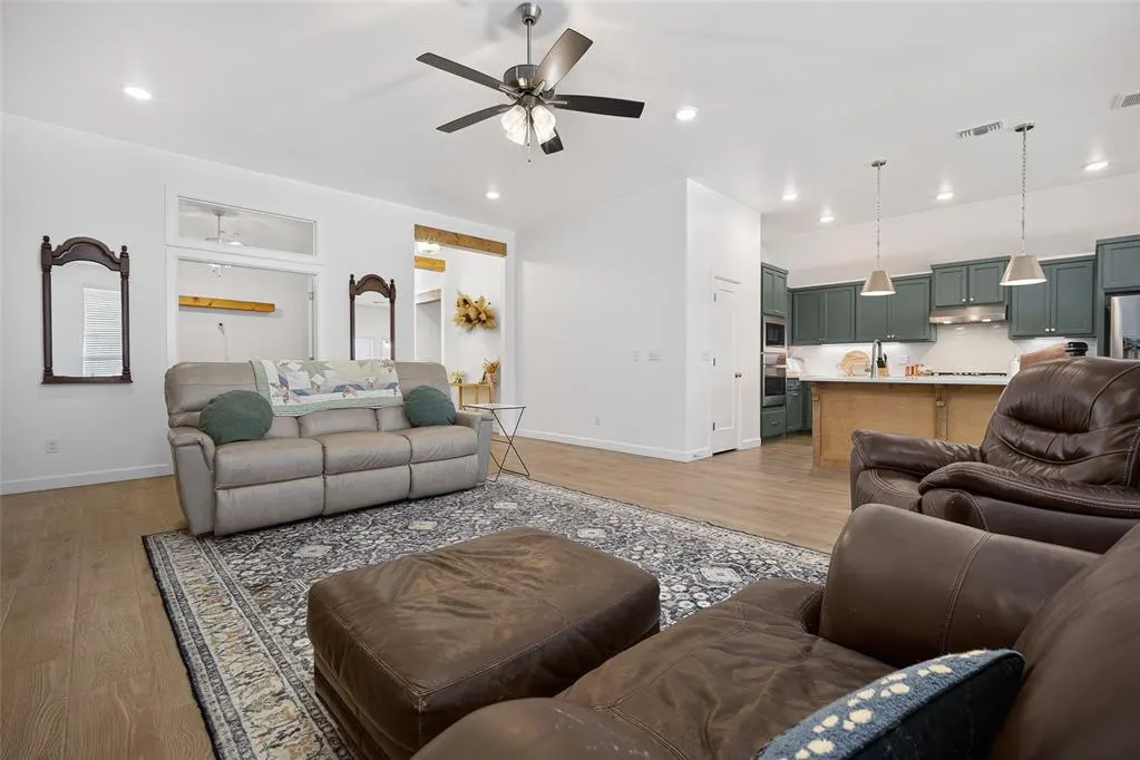 Photo 9 — 15921 Bison Drive, Oklahoma City, OK 73170