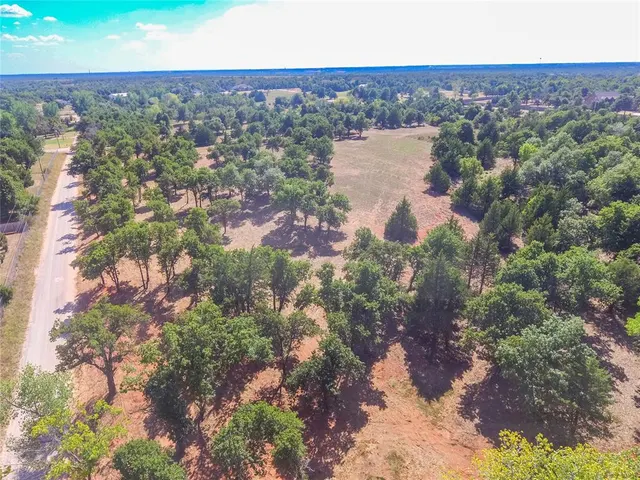 Photo 4 — 24 SW Harryman Road, Newcastle, OK 73065