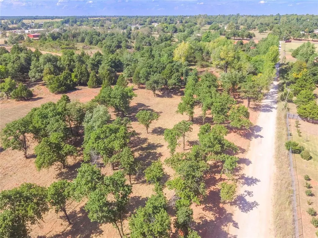 Photo 5 — 24 SW Harryman Road, Newcastle, OK 73065