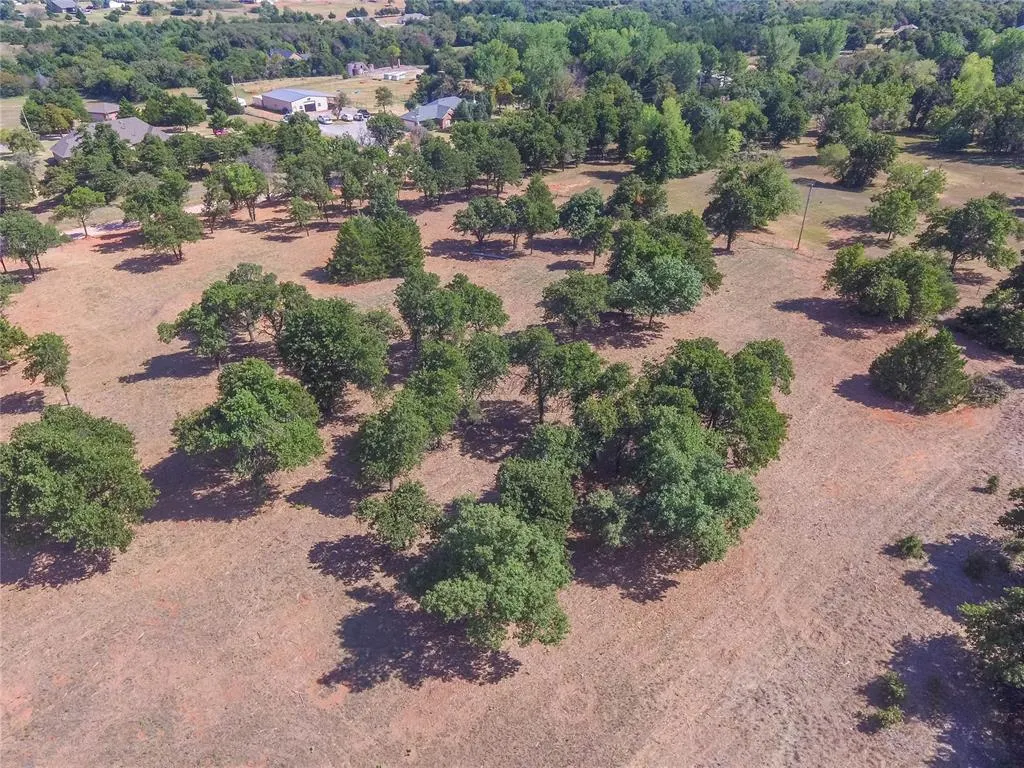 Photo 7 — 24 SW Harryman Road, Newcastle, OK 73065