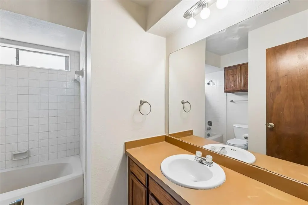 Photo 25 — 208 Hudson Place, Midwest City, OK 73110