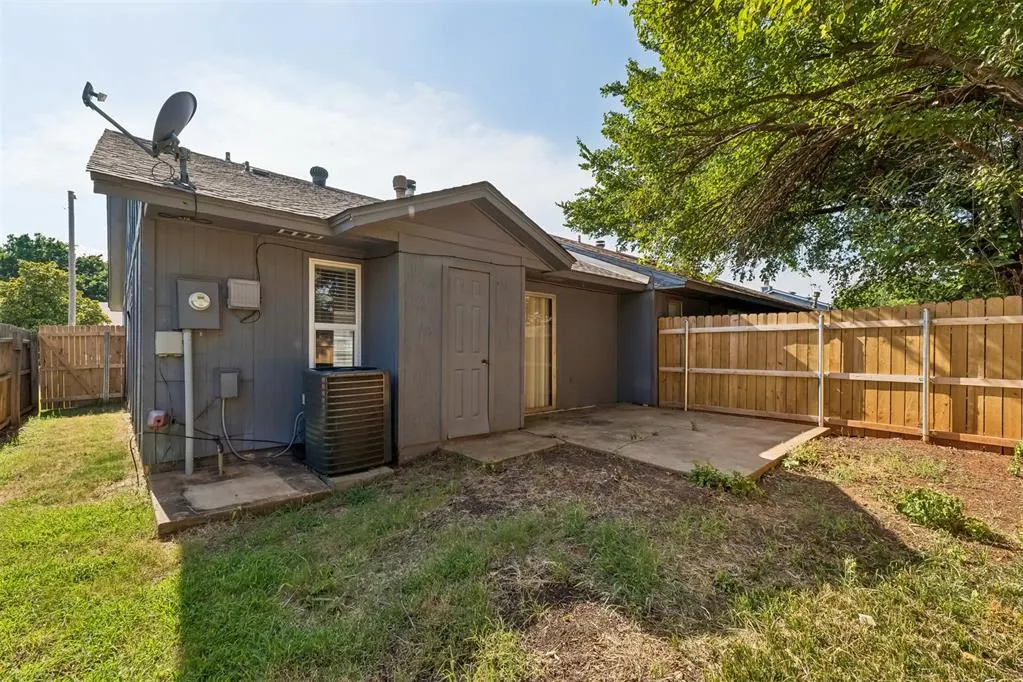 Photo 28 — 208 Hudson Place, Midwest City, OK 73110