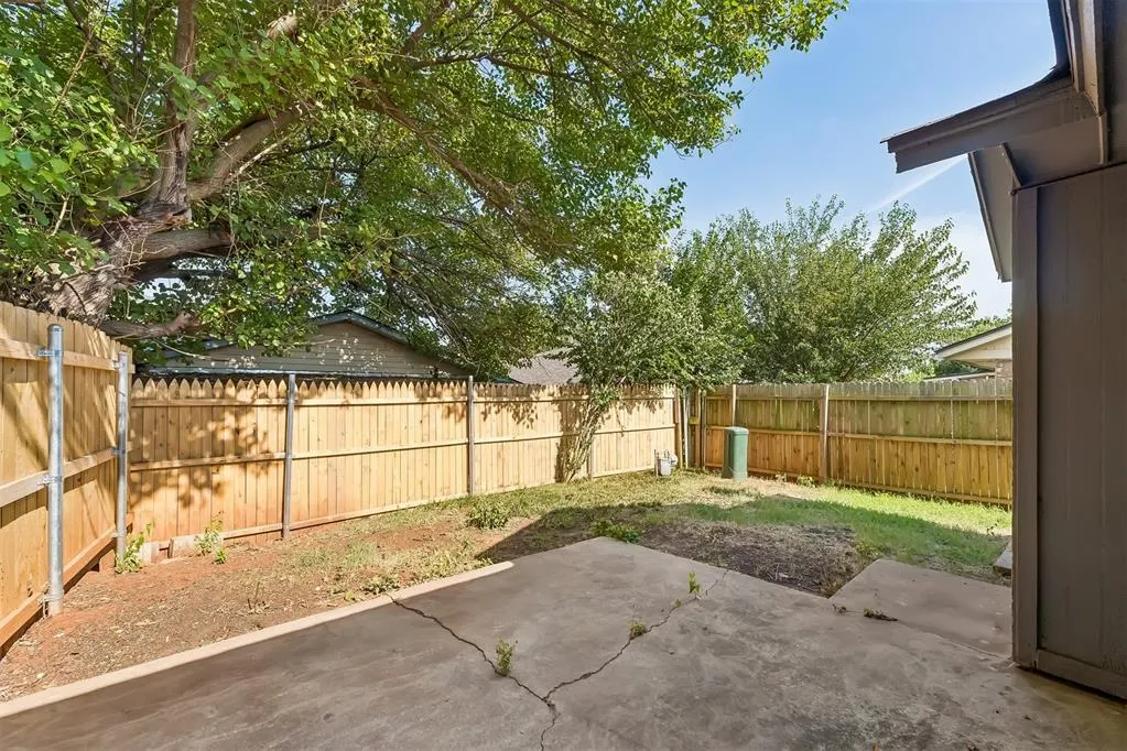 Photo 29 — 208 Hudson Place, Midwest City, OK 73110