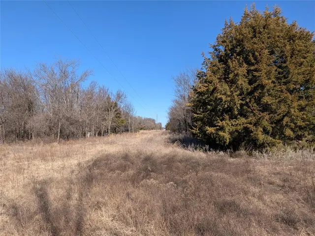 Photo 2 — 0002 Penner Avenue, Wayne, OK 73095