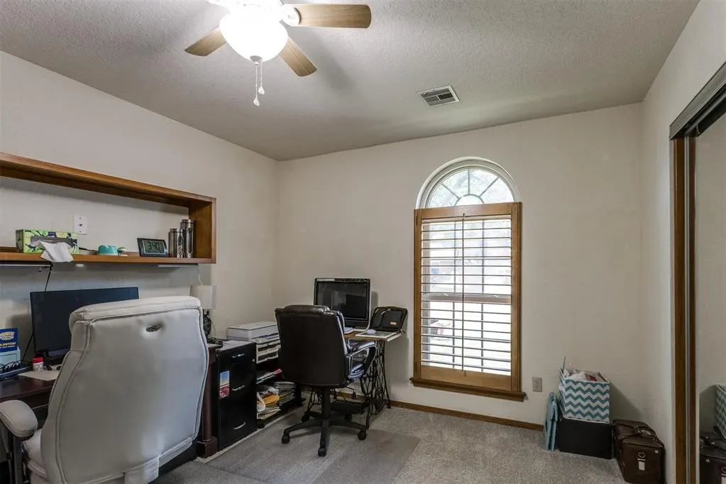 Photo 13 — 1705 Park View Place, Edmond, OK 73003