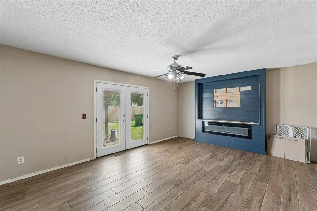 Photo 5 — 207 Del Mar Drive, Yukon, OK 73099