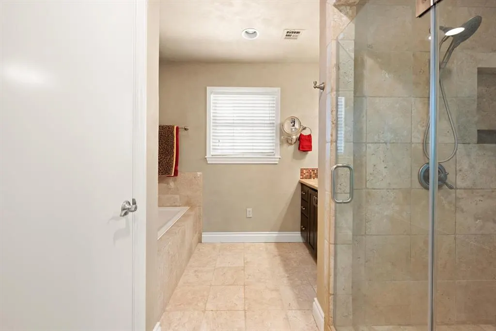 Photo 29 — 2221 NW 56th Street, Oklahoma City, OK 73112