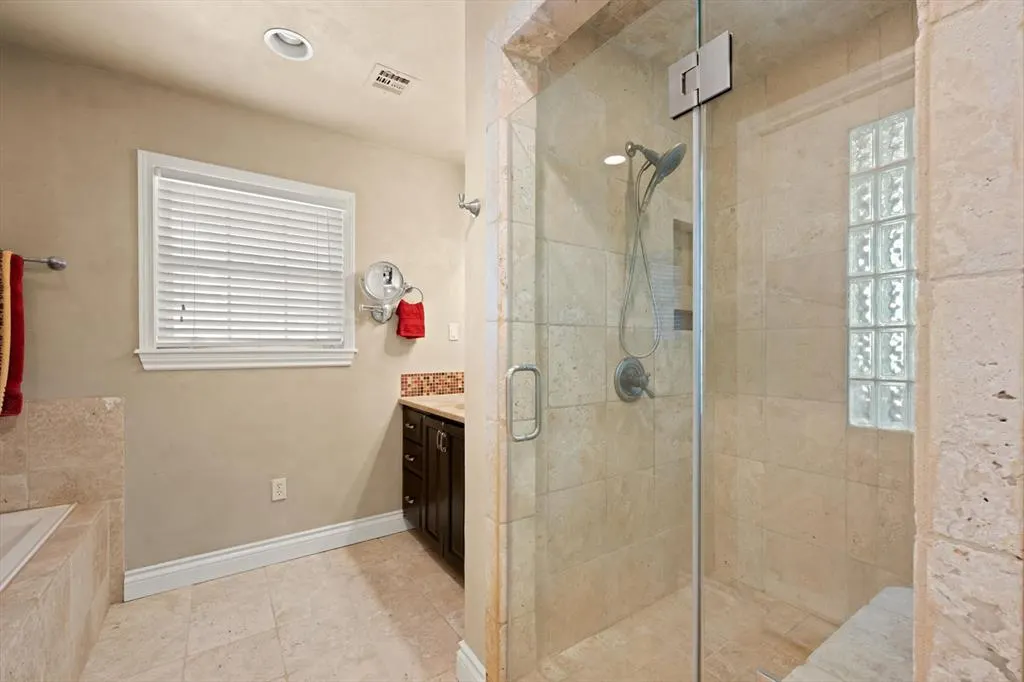 Photo 31 — 2221 NW 56th Street, Oklahoma City, OK 73112