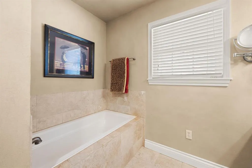 Photo 32 — 2221 NW 56th Street, Oklahoma City, OK 73112