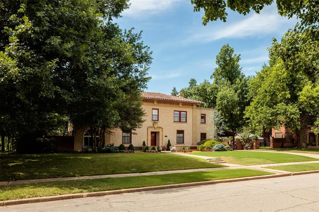 Front exterior — 3232 NW 20th Street, Oklahoma City, OK 73107
