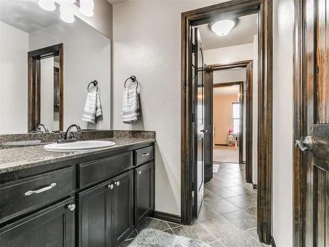 Photo 8 — 3225 NW 192nd Terrace, Edmond, OK 73012