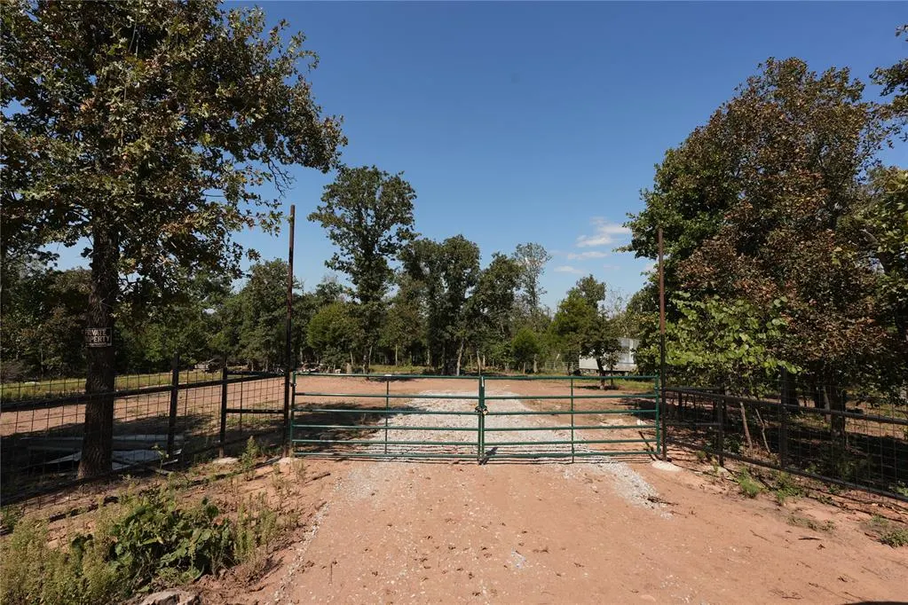 Front exterior — 19331 Mooseville Drive, Noble, OK 73068