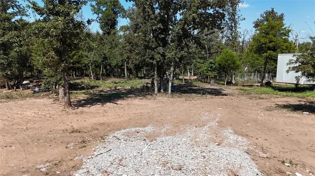 Photo 2 — 19331 Mooseville Drive, Noble, OK 73068