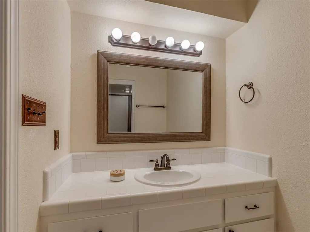 Photo 18 — 3113 Greenwood Court, Norman, OK 73072