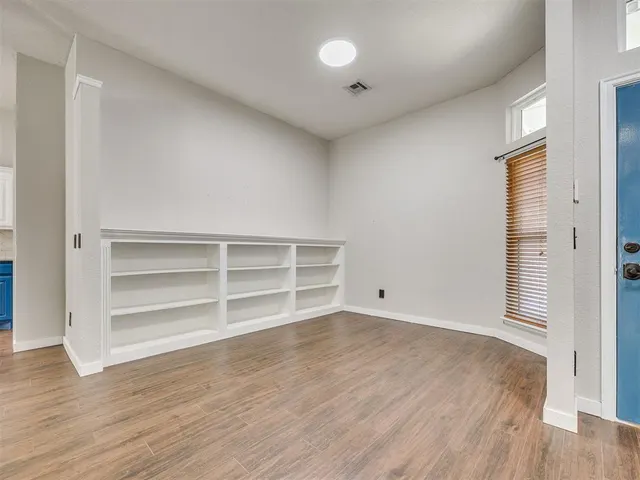 Photo 4 — 221 Victory Drive, Norman, OK 73072