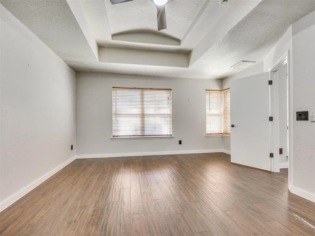 Photo 15 — 221 Victory Drive, Norman, OK 73072