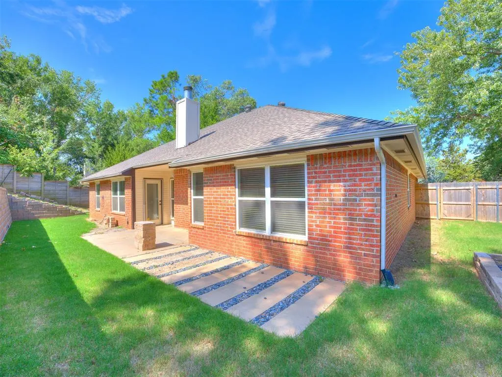 Photo 33 — 221 Victory Drive, Norman, OK 73072