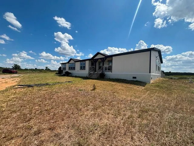 Photo 4 — 60261 S County Road 197, Arnett, OK 73832