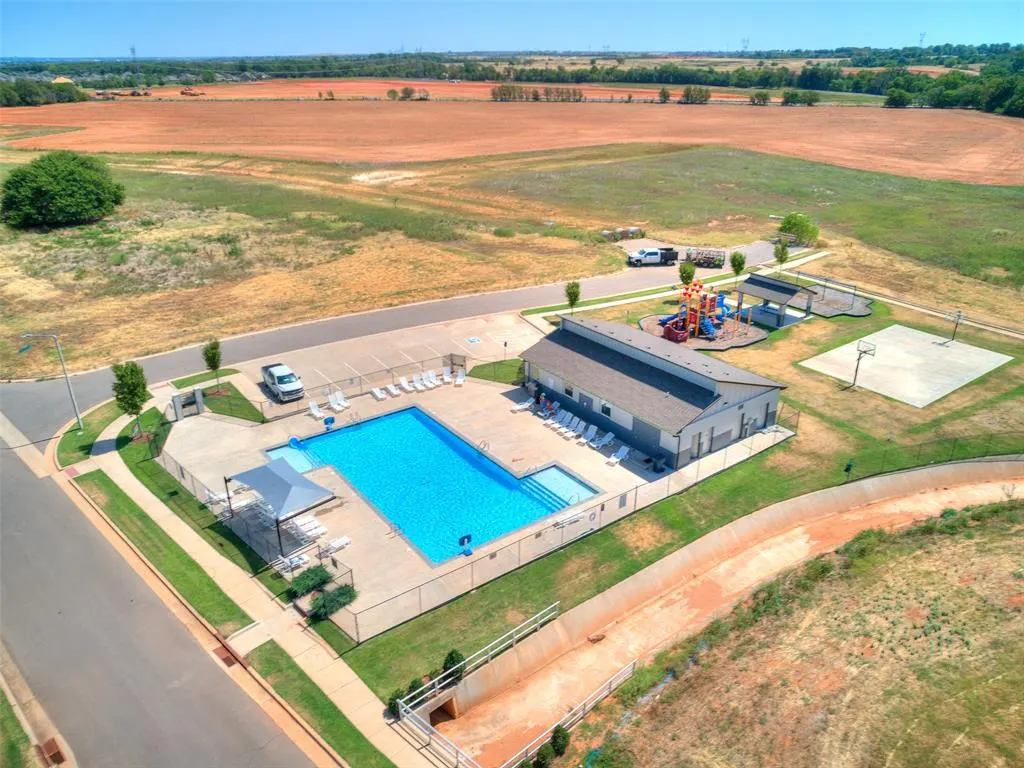 Photo 47 — 4721 Mustang Park Boulevard, Mustang, OK 73064