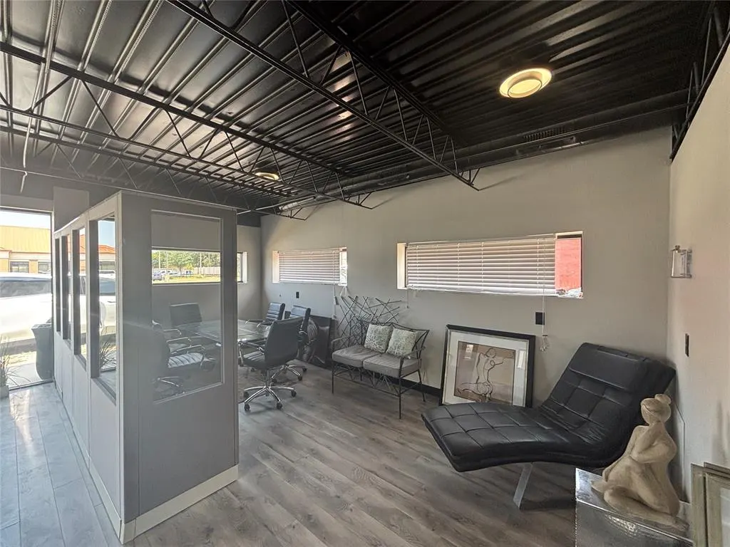 Photo 4 — 1216 NE 23rd Street, Oklahoma City, OK 73111