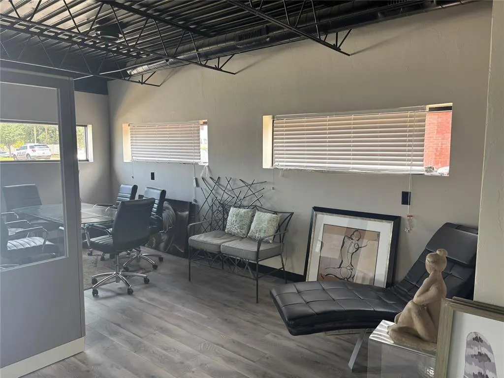Photo 5 — 1216 NE 23rd Street, Oklahoma City, OK 73111