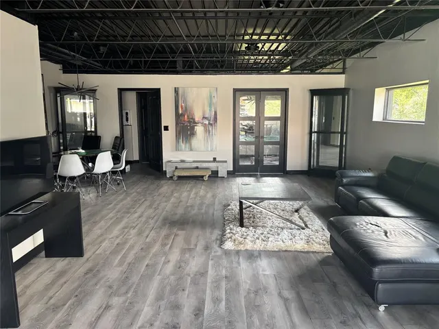 Photo 6 — 1216 NE 23rd Street, Oklahoma City, OK 73111