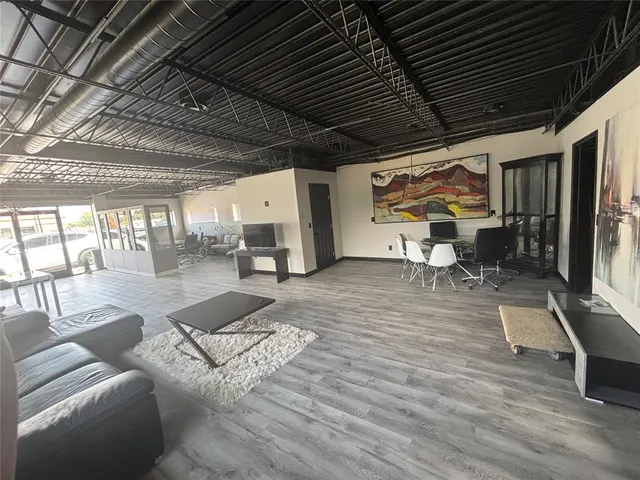 Photo 8 — 1216 NE 23rd Street, Oklahoma City, OK 73111