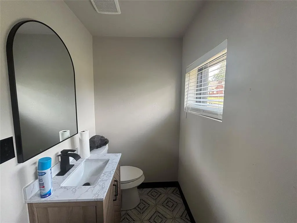 Photo 10 — 1216 NE 23rd Street, Oklahoma City, OK 73111