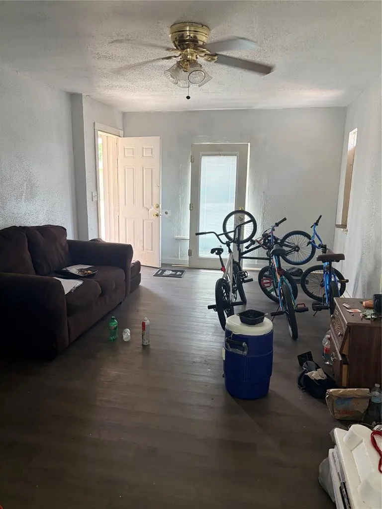 Photo 2 — 2808 N Lyons Drive, Oklahoma City, OK 73111
