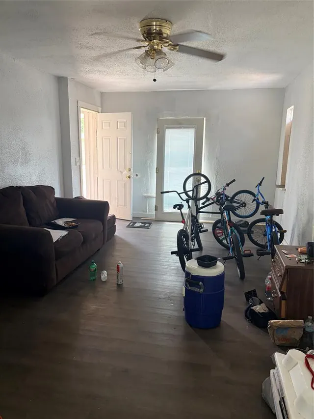 Photo 2 — 2808 N Lyons Drive, Oklahoma City, OK 73111