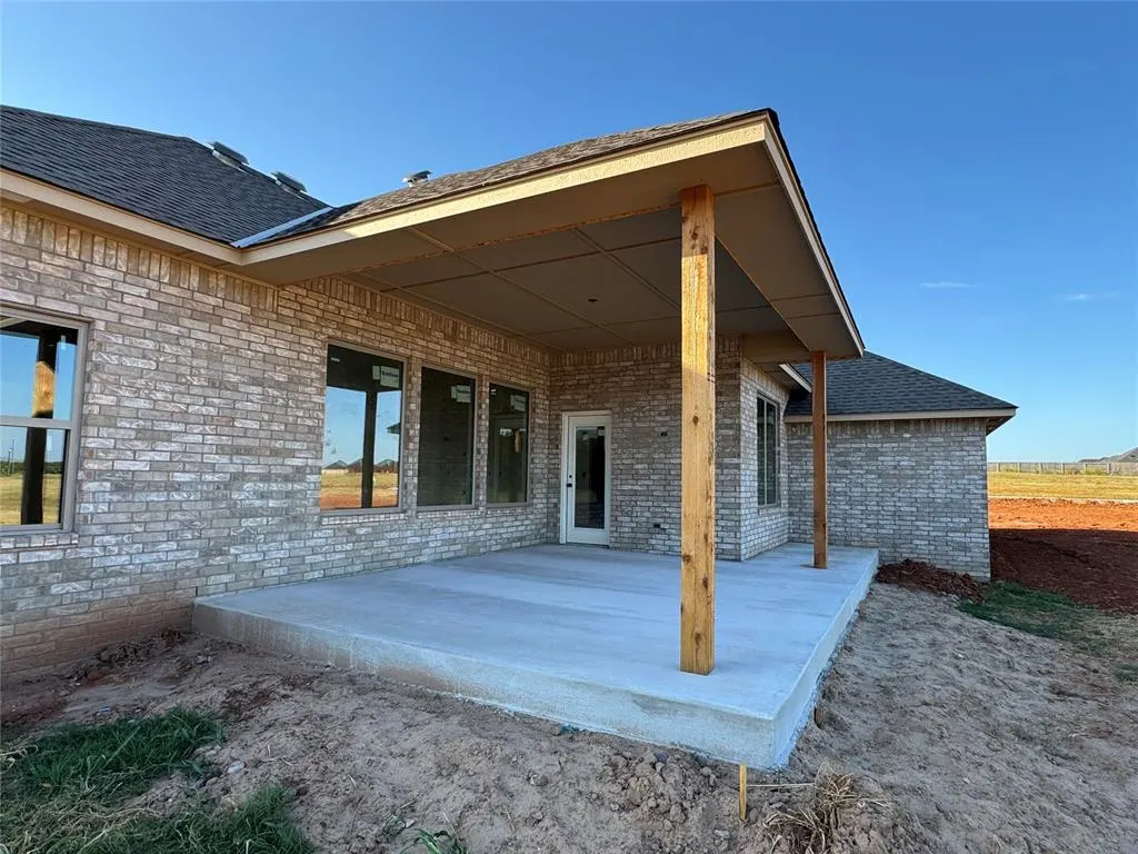 Photo 4 — 942 Layton Way, Piedmont, OK 73078
