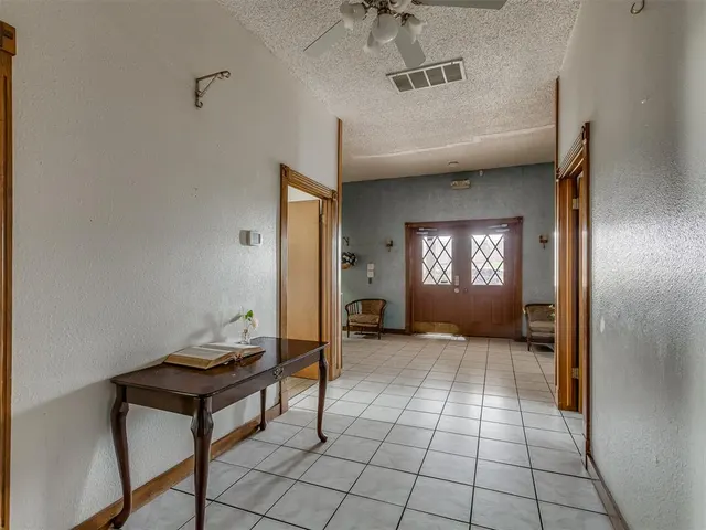 Photo 6 — 9309 S I 35 Service Road, Oklahoma City, OK 73160