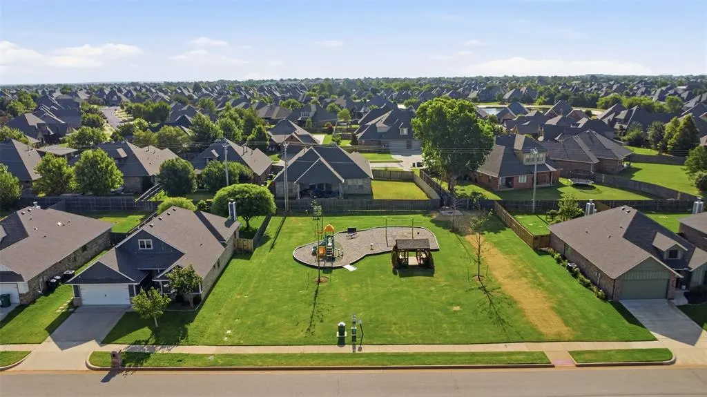 Photo 37 — 3317 NW 158th Street, Edmond, OK 73013