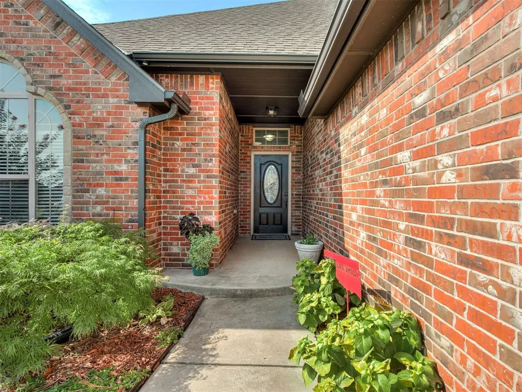 Photo 3 — 4904 NW 155th Street, Edmond, OK 73013
