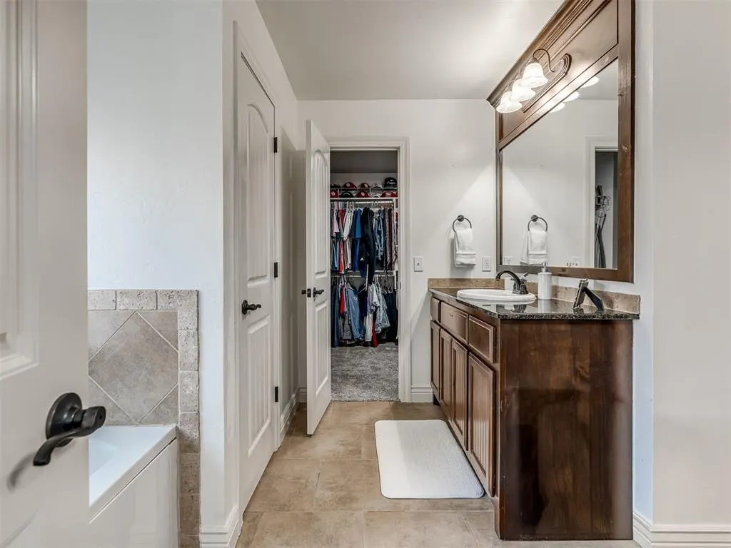 Photo 16 — 4904 NW 155th Street, Edmond, OK 73013