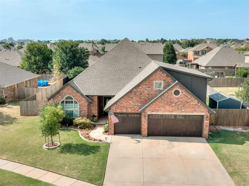 Photo 43 — 4904 NW 155th Street, Edmond, OK 73013