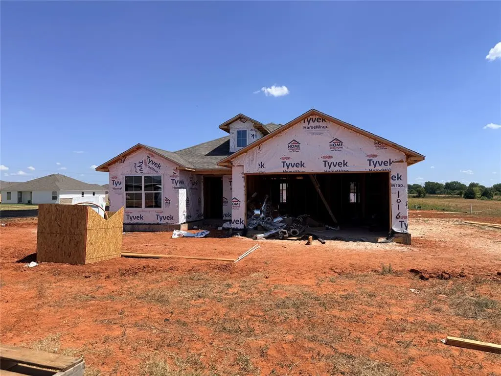 Front exterior — 1016 S Bear Lane, Mustang, OK 73064