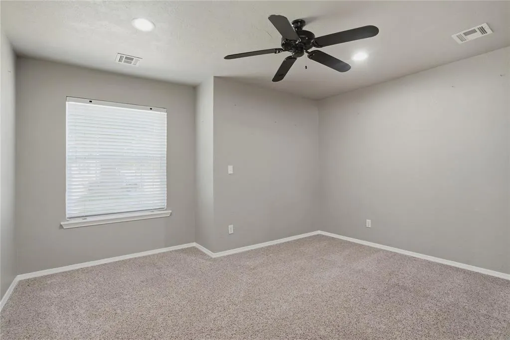 Photo 33 — 5804 NW 53rd Street, Warr Acres, OK 73122
