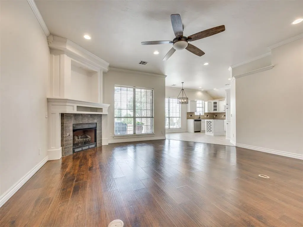 Photo 8 — 10913 NW 118th Street, Yukon, OK 73099