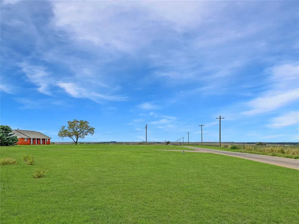 Photo 22 — 17320 E 1250 Road, Erick, OK 73645