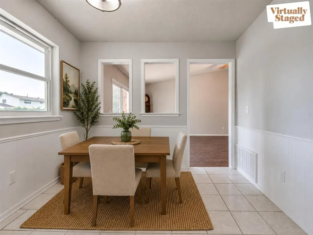 Photo 8 — 1049 SW 3rd Street, Moore, OK 73160
