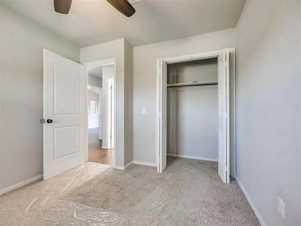 Photo 21 — 1049 SW 3rd Street, Moore, OK 73160