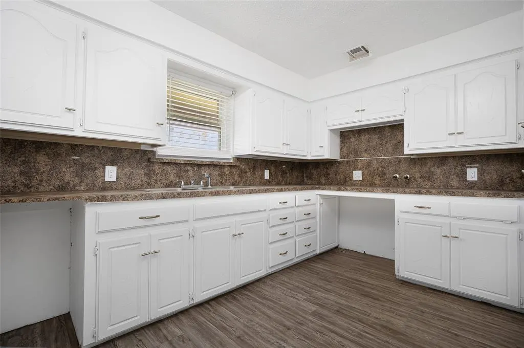 Photo 21 — 1512 SW 89th Street, Oklahoma City, OK 73159