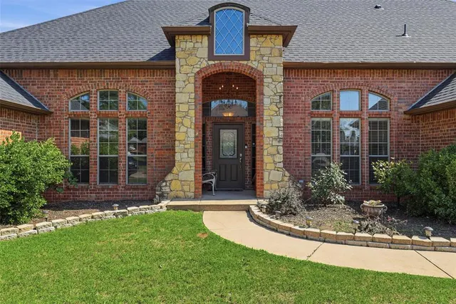Photo 2 — 600 NW 160th Street, Edmond, OK 73013
