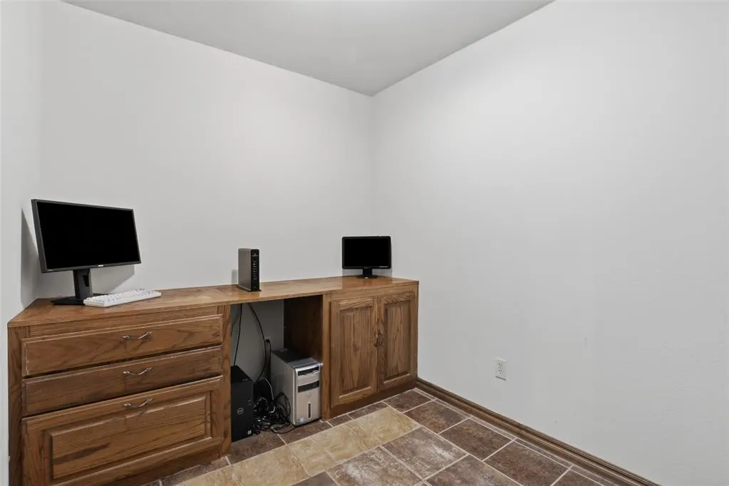Photo 26 — 600 NW 160th Street, Edmond, OK 73013