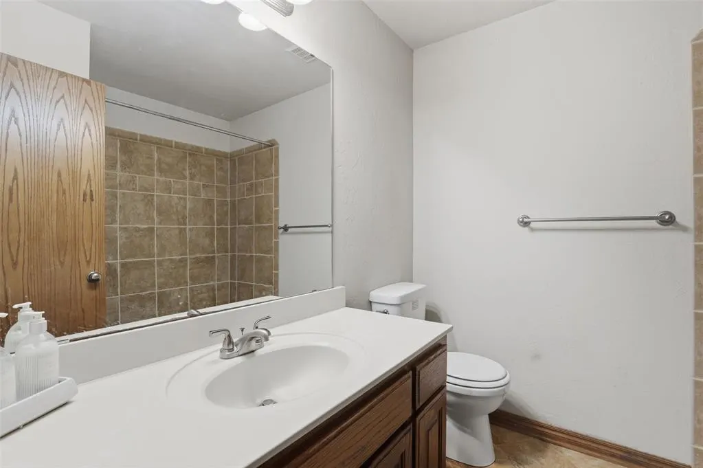 Photo 27 — 600 NW 160th Street, Edmond, OK 73013