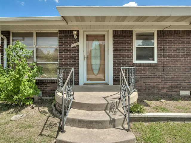 Photo 6 — 1326 James Drive, Oklahoma City, OK 73119