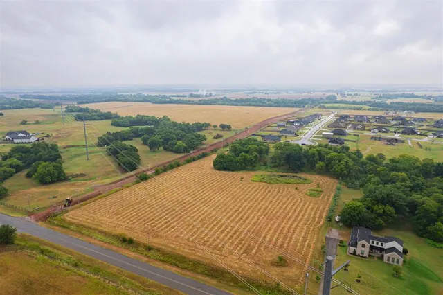 Photo 2 — 178 NE Morgan Road, Piedmont, OK 73078